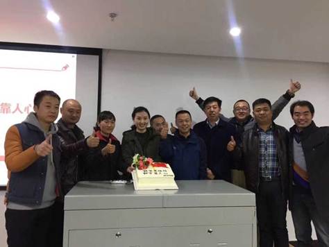 說明: E:\研究生工作\圖片\2017級經管主題班會\Cache_4e136c23184eaee4..jpg