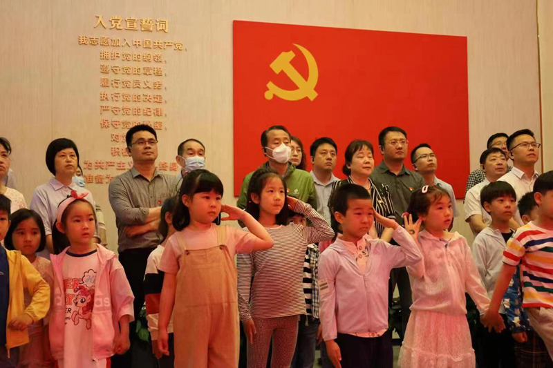 參觀一大紀(jì)念館 攝影:張凡效