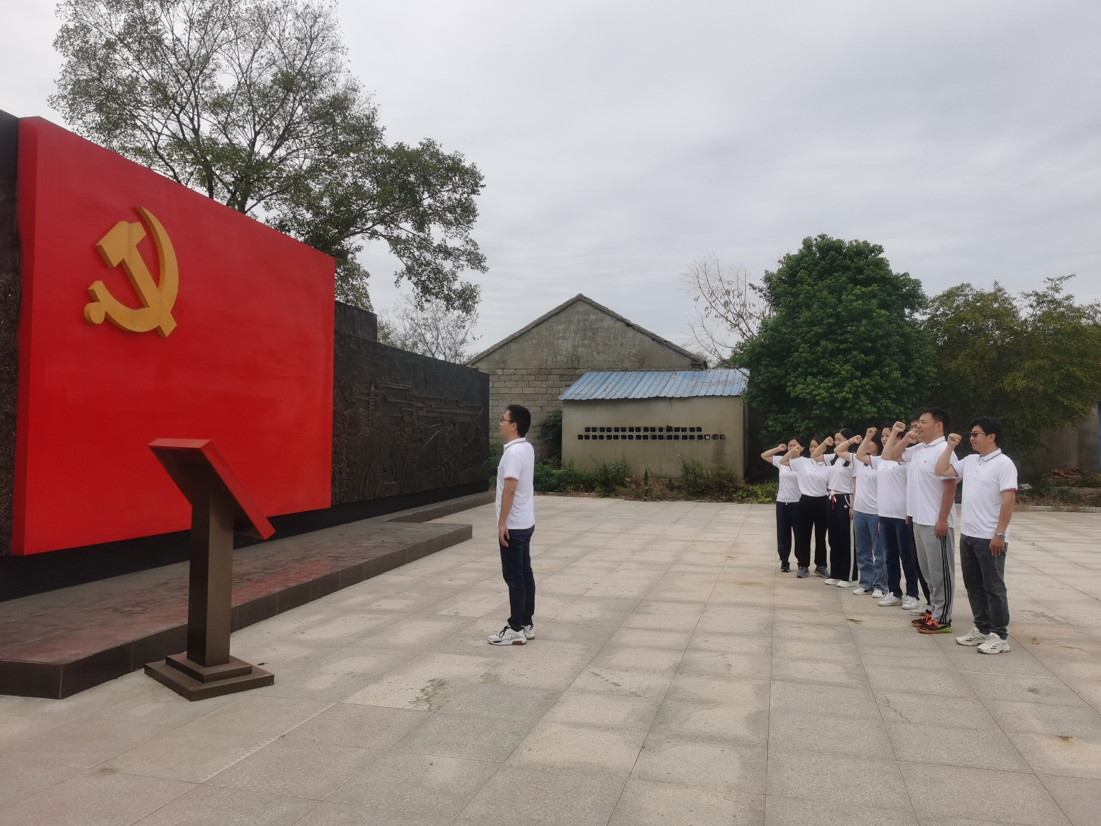 1664508835435 1664508835435