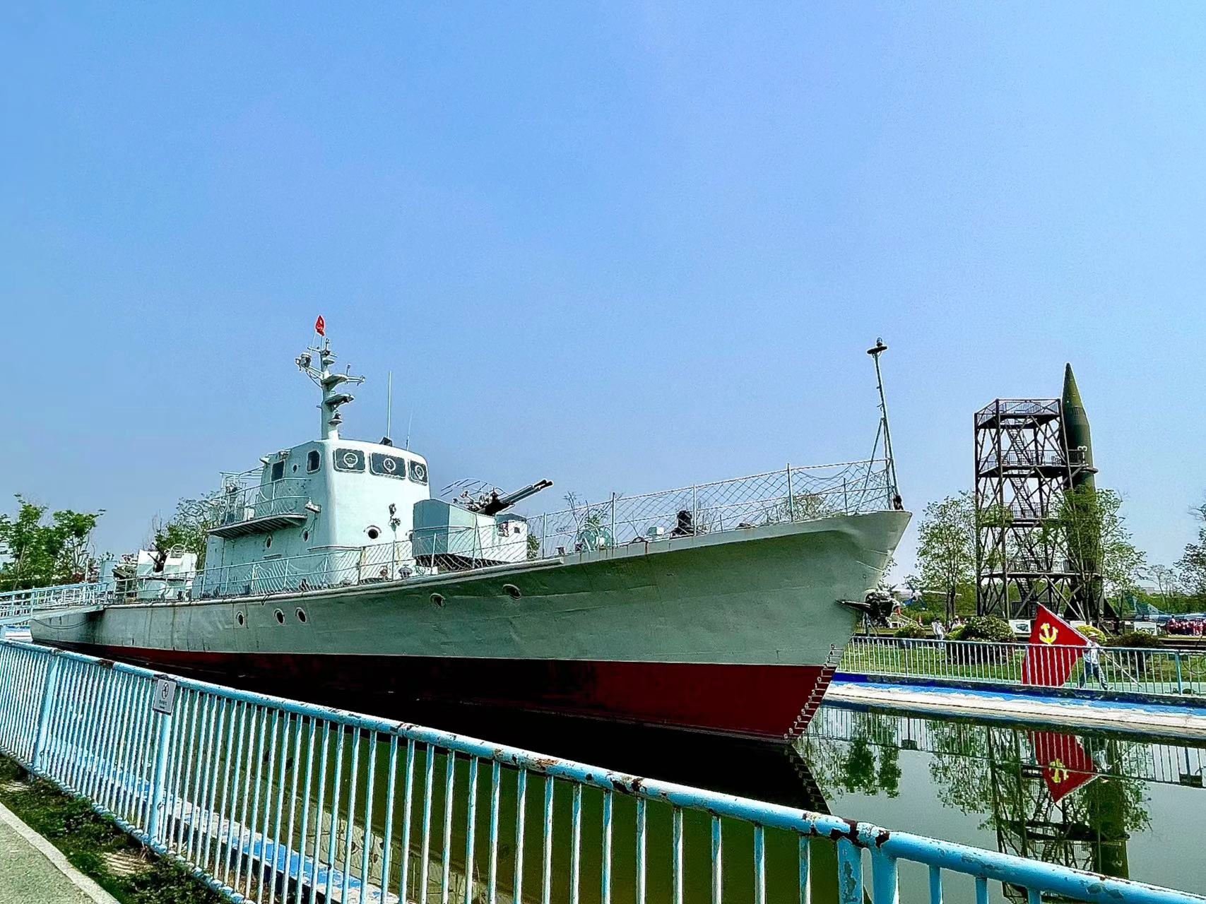 1714447553693 1714447553693