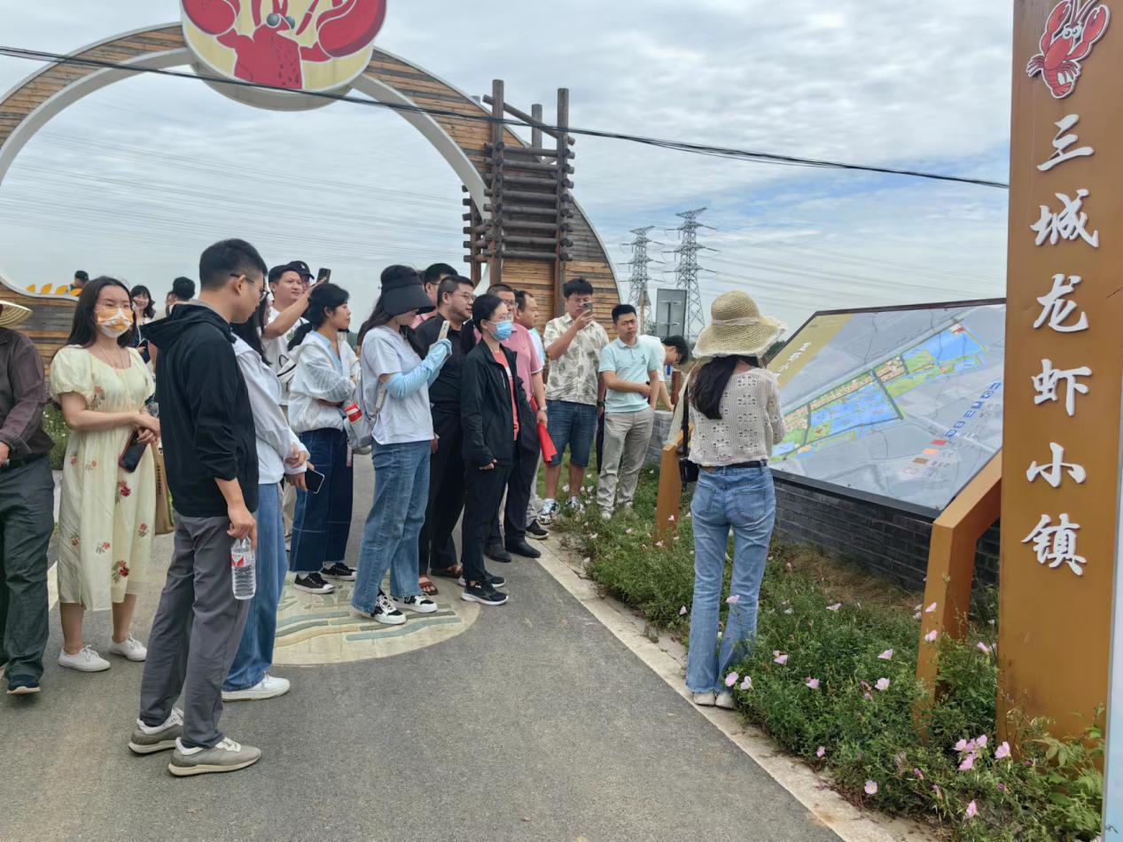 1718154032185 1718154032185